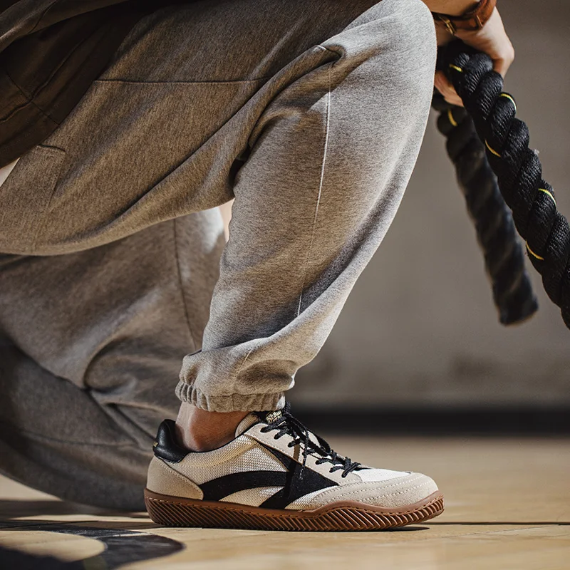 Немецкие кроссовки Maden в сти – обзор и цена Badminton Shoes